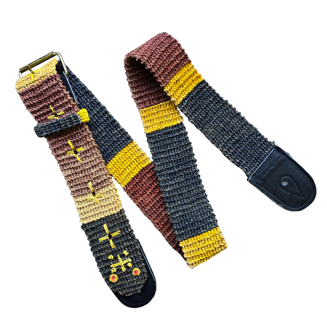 FAIR -TRADE HAND-MADE GUITAR STRAP - CORAL SNAKE PATTERN - WOVEN BY PERUVIAN AMAZON ARTISAN - Amazon Ecology