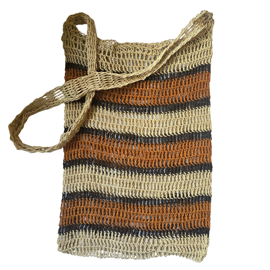 Chambira Shoulder Bag from Peru with brown and black stripes from the Peruvian Amazon - Amazon Ecology