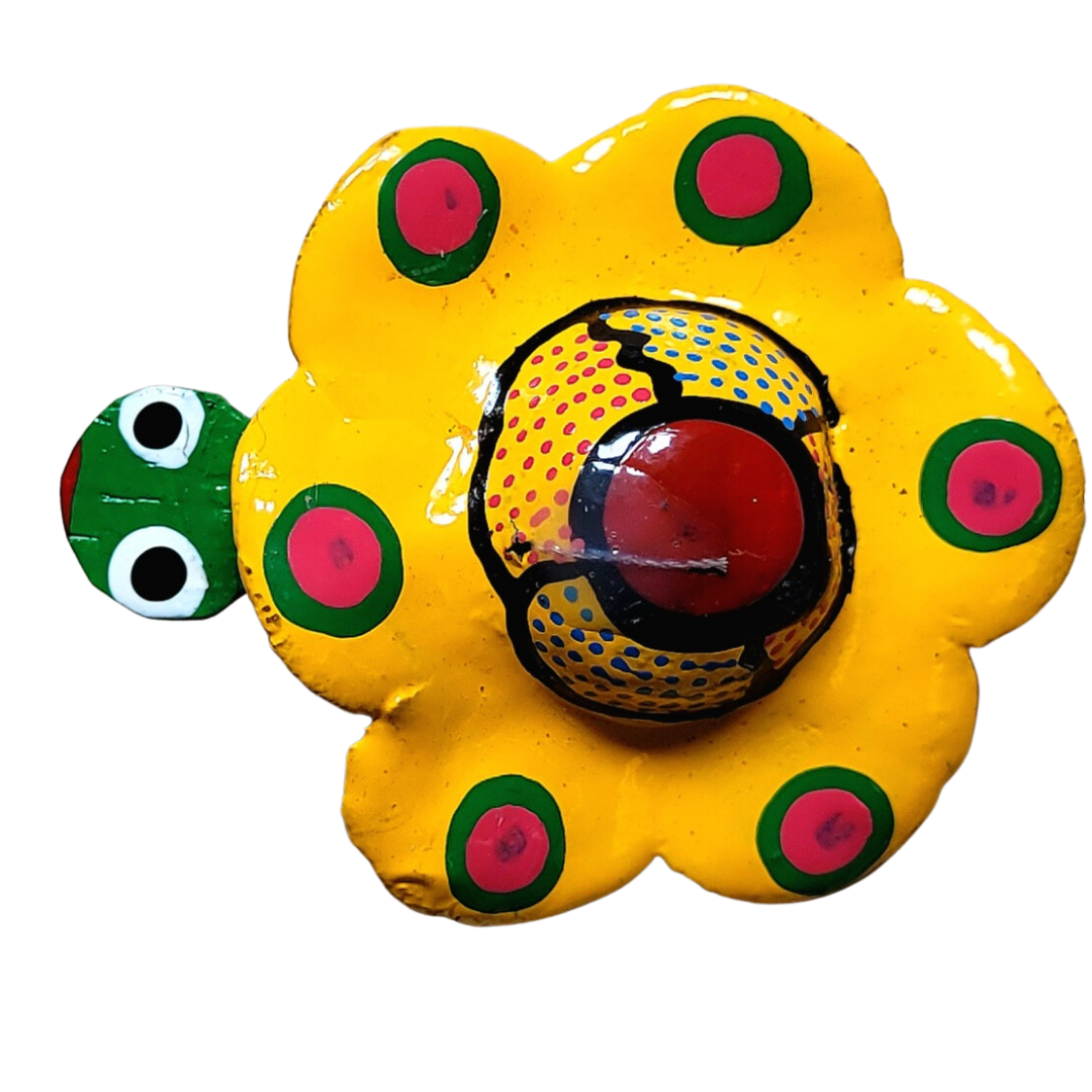 Bobble-head resin water turtle figures - made by an artisan from the Peruvian Amazon - Amazon Ecology