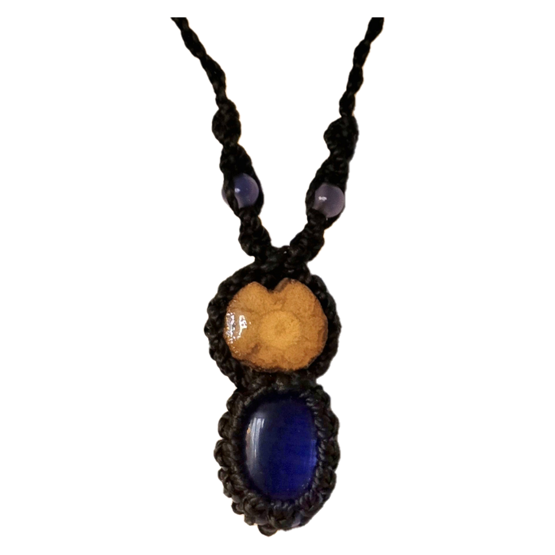 Ayahuasca vine and translucent tiger eye macrame necklace - Amazon Ecology