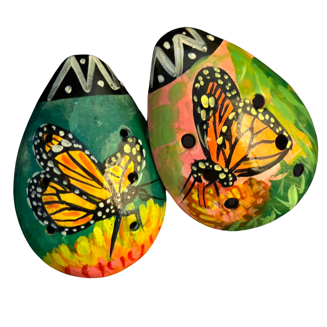 Ocarina ceramic whistle with painted wildlife figures - made by a Peruvian Amazon artisan - Amazon Ecology