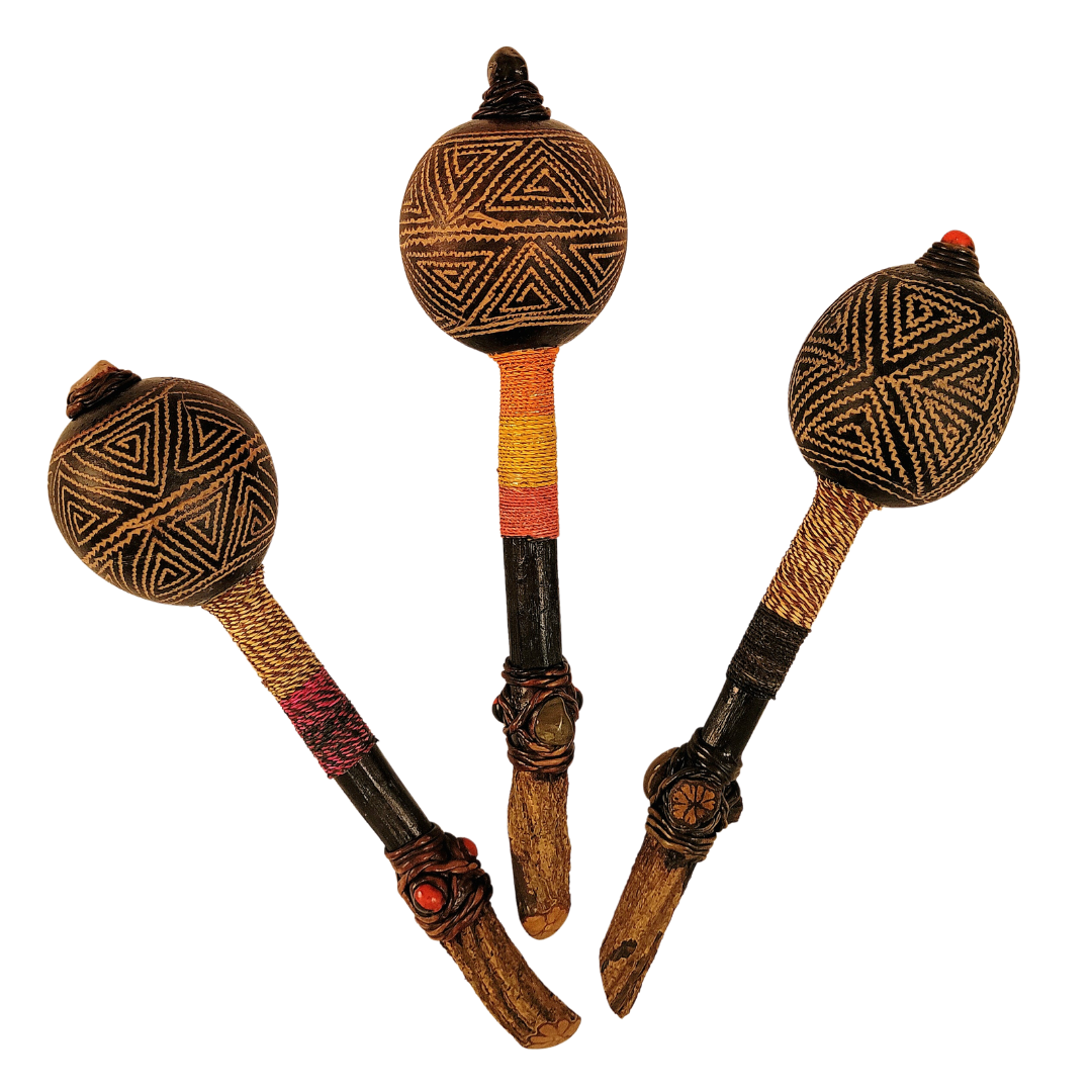 Calabash maraca with crystal carved with Kukama geometric designs - made by Peruvian Amazon artisan - Amazon Ecology