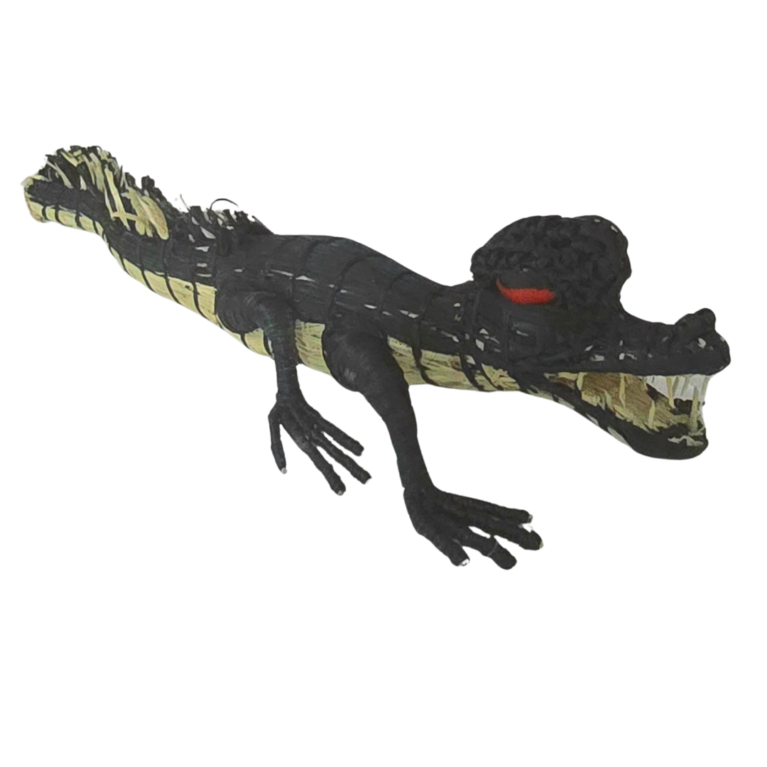 CAIMAN FAIR-TRADE CHRISTMAS TREE ORNAMENT FROM THE PERUVIAN AMAZON - Amazon Ecology