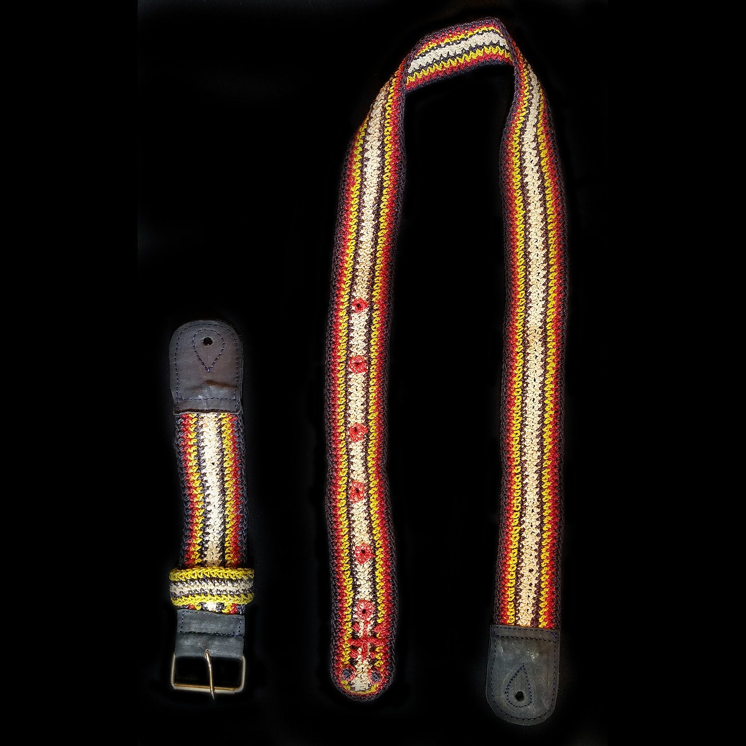 GS06A : Fair-trade hand-made Amazon guitar strap - bushmaster model