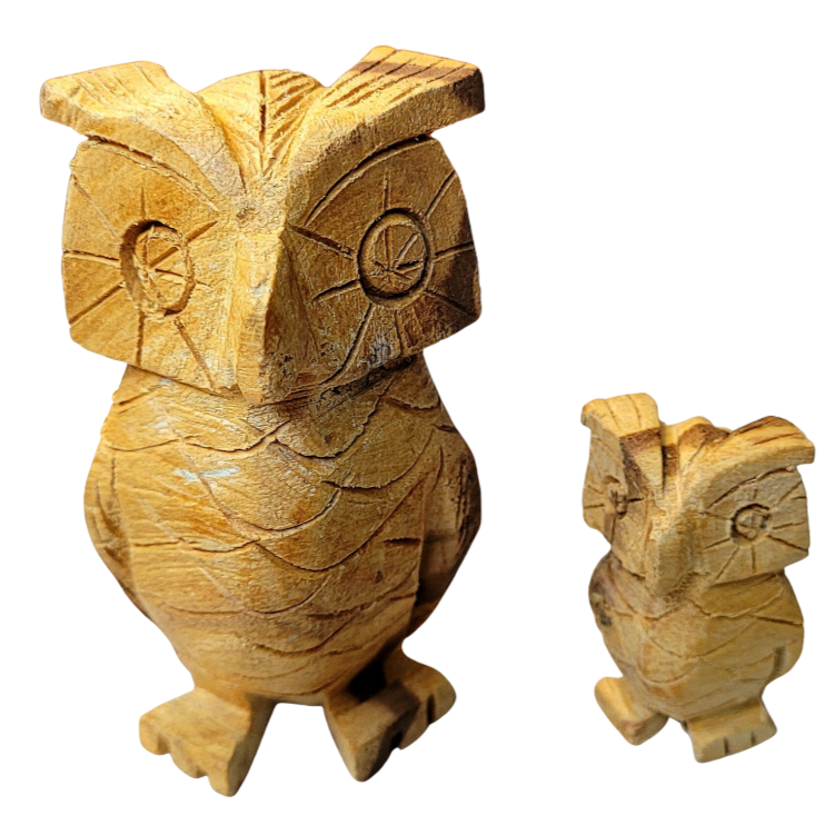AROMATIC PALO SANTO WOOD OWL FIGURE - FAIR -TRADE - CARVED BY PERUVIAN AMAZON ARTISAN