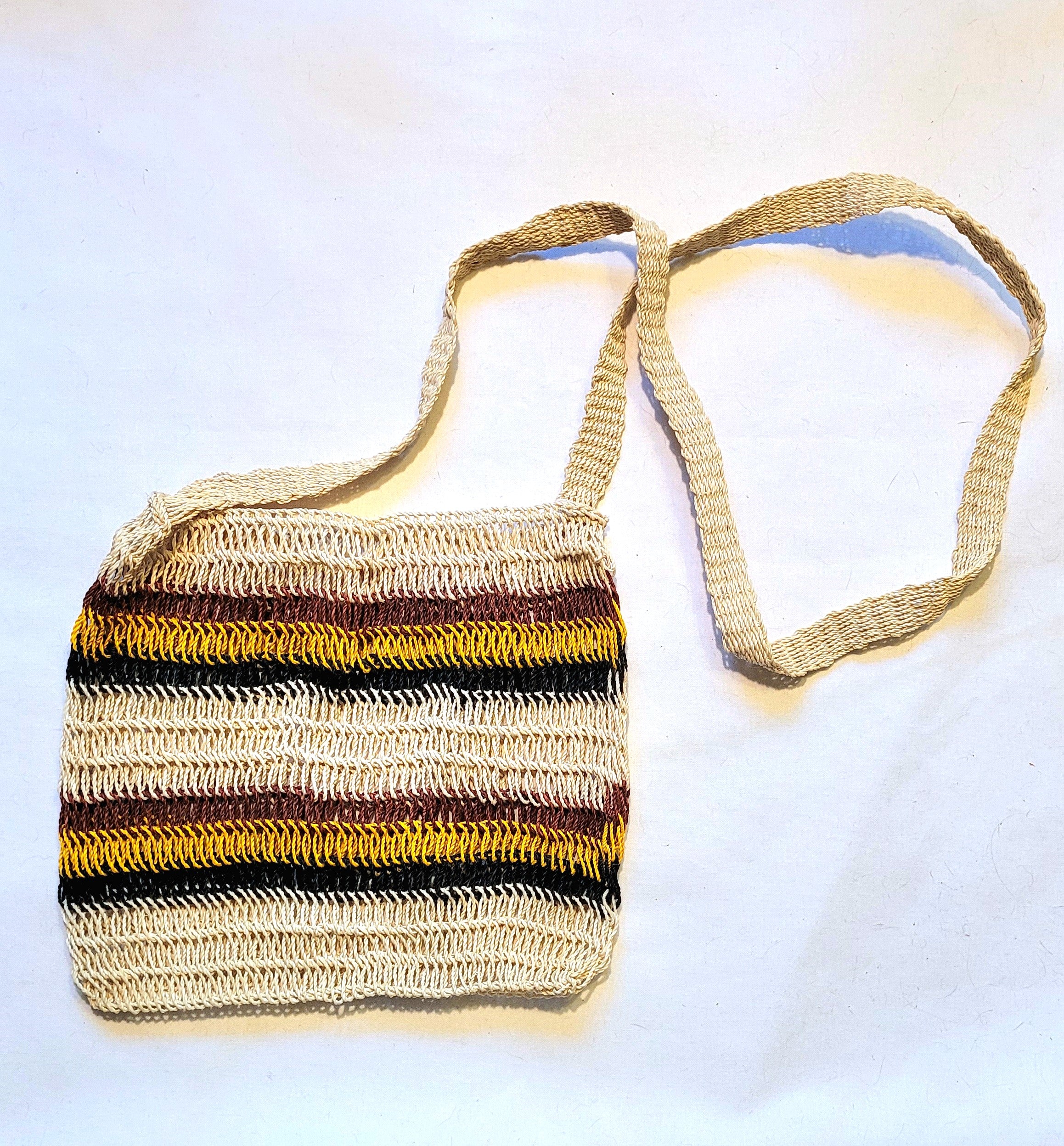 Natural Earth Tone crochet chambira palm fiber striped Shoulder Bag made in the Peruvian Amazon - Amazon Ecology