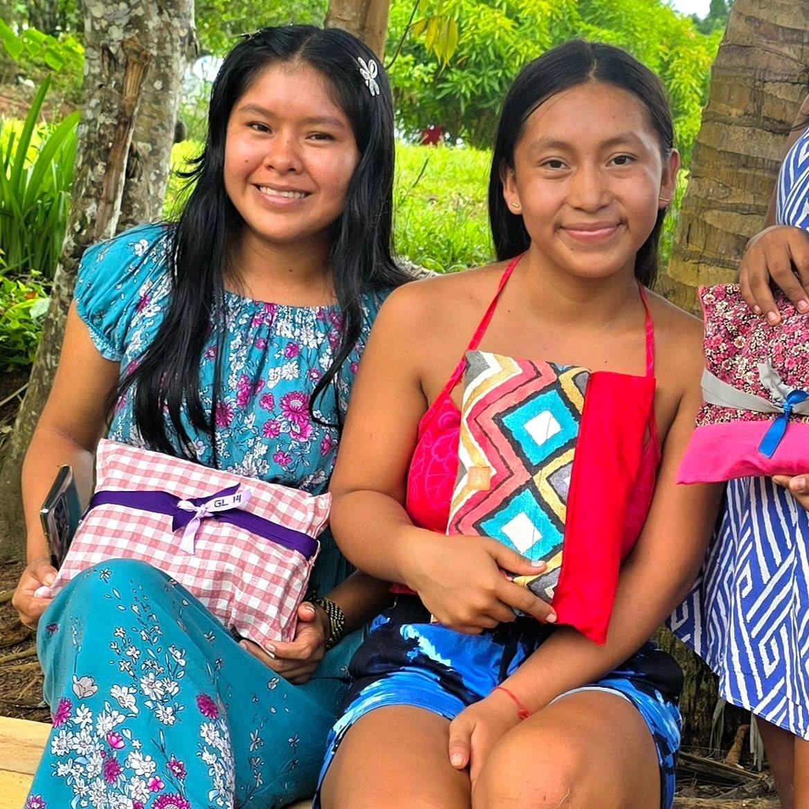 Days for Girls in Artisan Communities on the Maranon