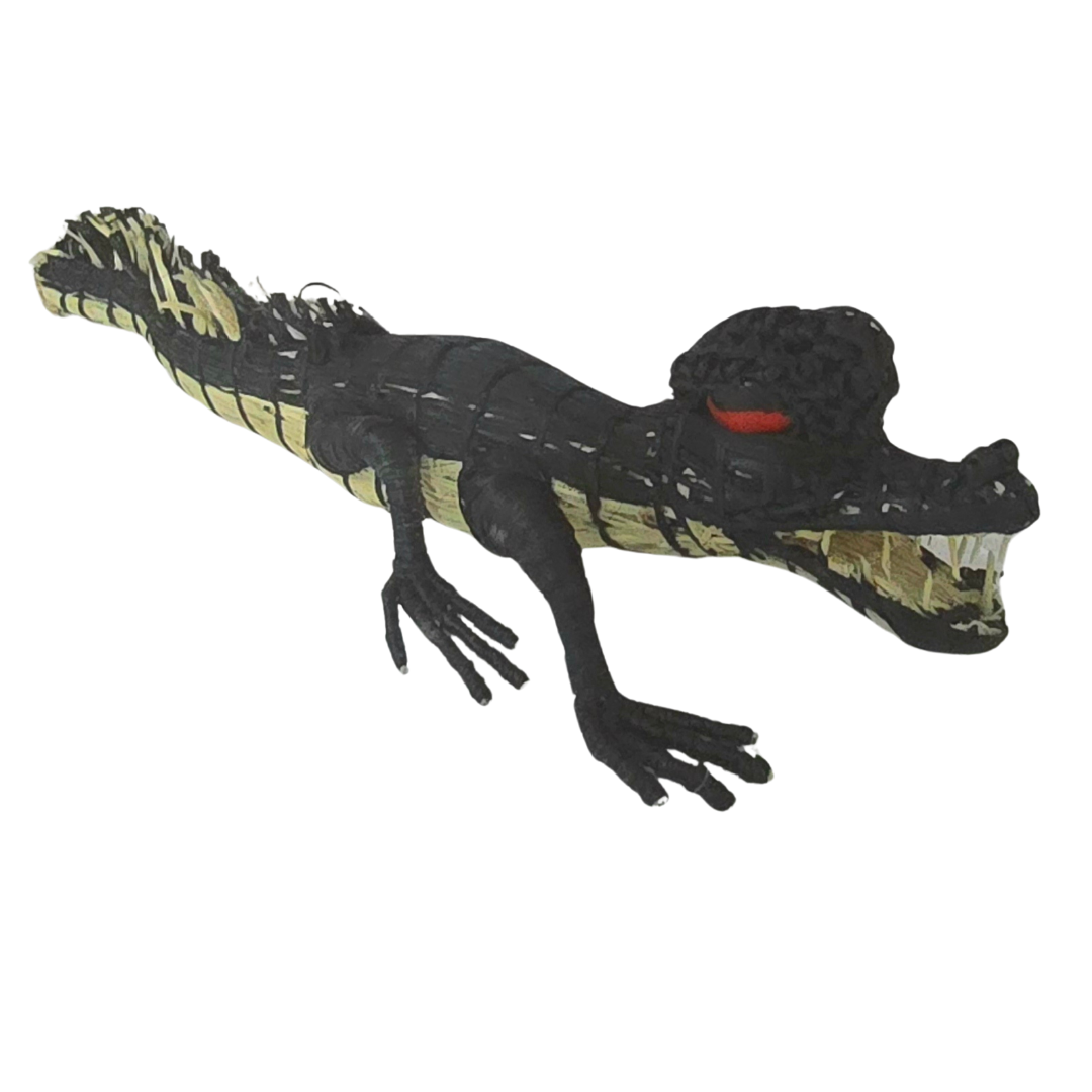 CAIMAN FAIR-TRADE CHRISTMAS TREE ORNAMENT FROM THE PERUVIAN AMAZON