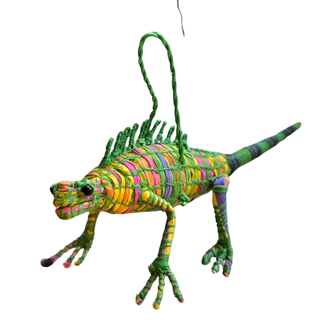 IGUANA FAIR-TRADE CHRISTMAS TREE ORNAMENT FROM THE PERUVIAN AMAZON