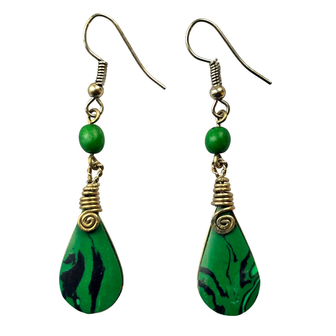 Malaquite teardrop stone and silver wire earrings - from the Peruvian Amazon - Amazon Ecology