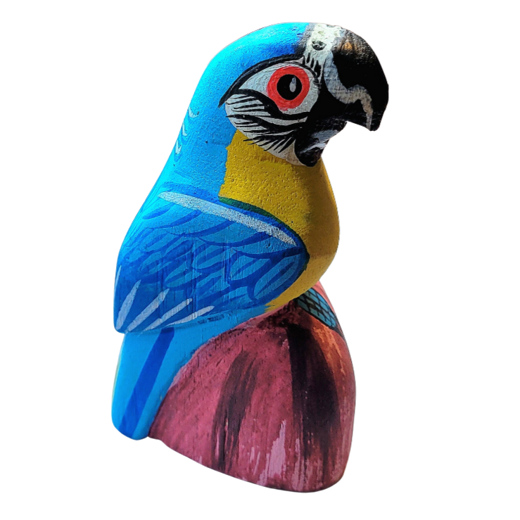 MACAW BALSA WOOD FAIR -TRADE DECORATION - CARVED BY PERUVIAN AMAZON ARTISAN