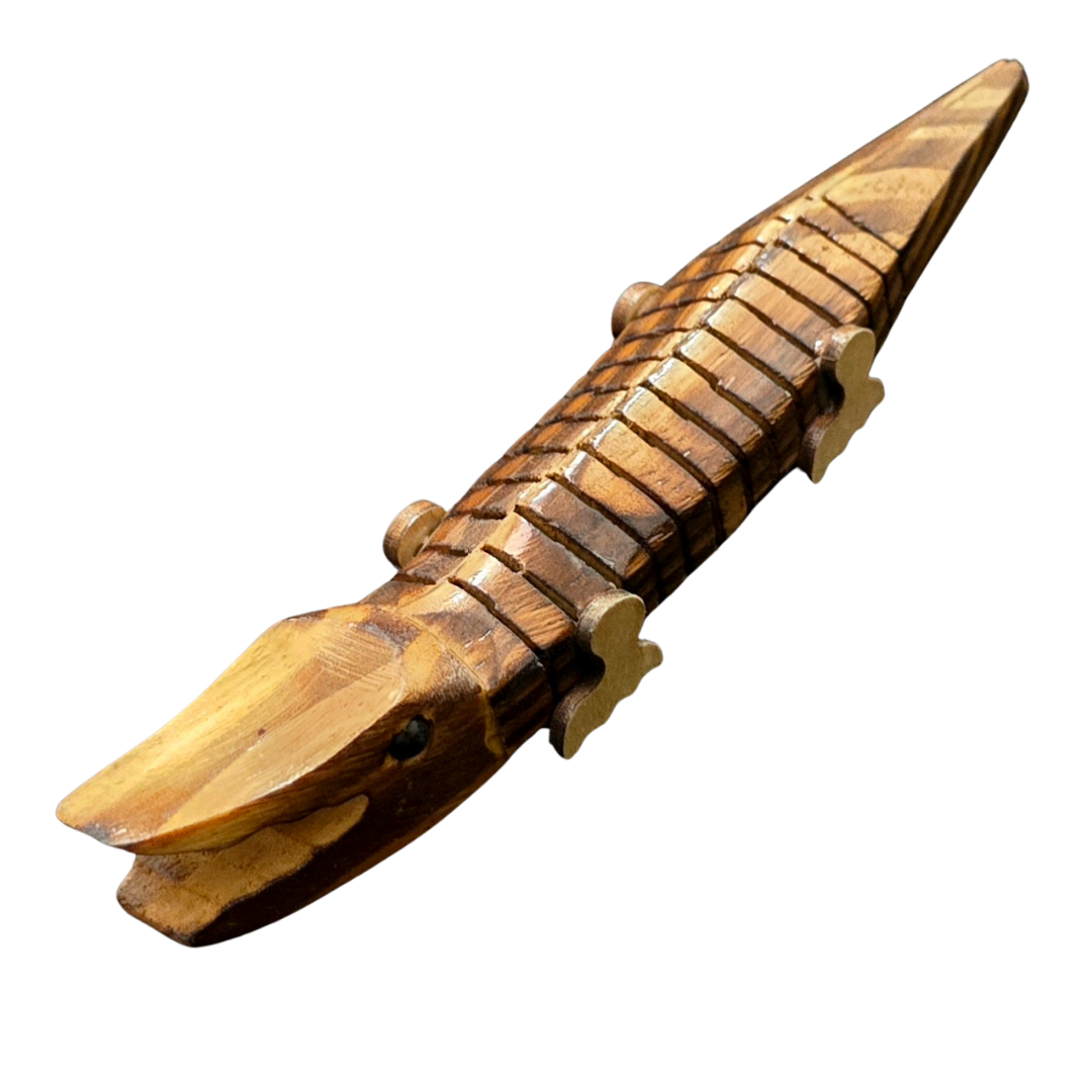 SLINKY WOODEN CAIMANS - CARVED BY PERUVIAN AMAZON ARTISAN - Amazon Ecology