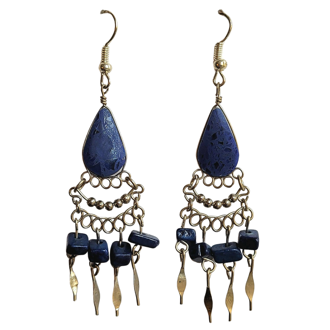 Stone and alpaca silver earrings - made by Peruvian Amazon artisans