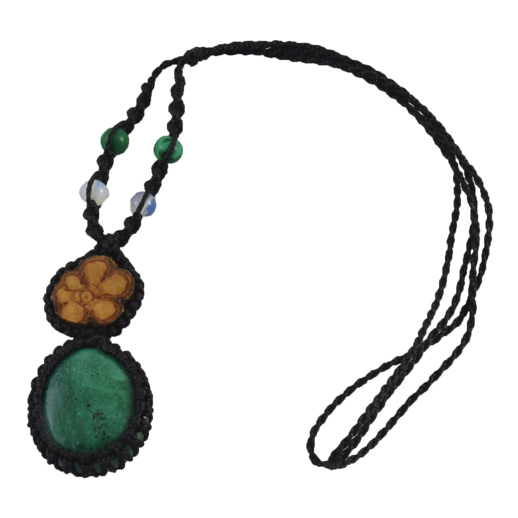 Peruvian green turquoise macrame necklace - Amazon Ecology