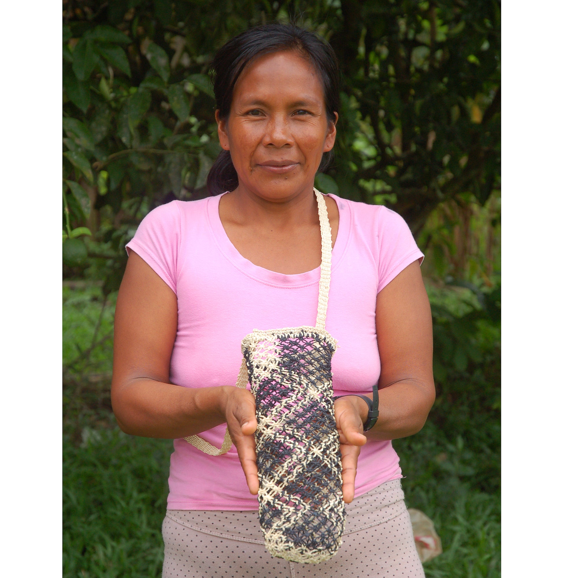 Fair-Trade Bottle Carrier/Wine Tote with black and white diamonds - Amazon Ecology