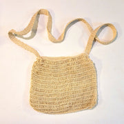 Natural Ivory colored Chambira Shoulder Bag made by a Peruvian Amazon artisan - Amazon Ecology